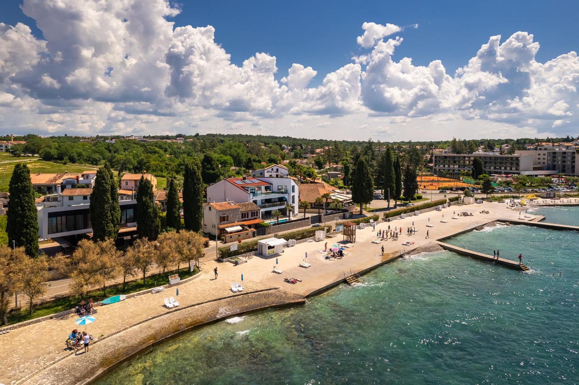Beach House - Sea Breeze Poreč Zewnętrze zdjęcie